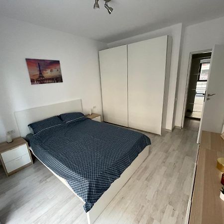 Pearl Luxury Apartment Near Presidential Palace Bucureşti Ngoại thất bức ảnh
