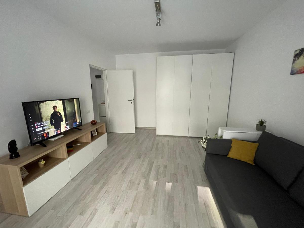 Pearl Luxury Apartment Near Presidential Palace Bucureşti Ngoại thất bức ảnh
